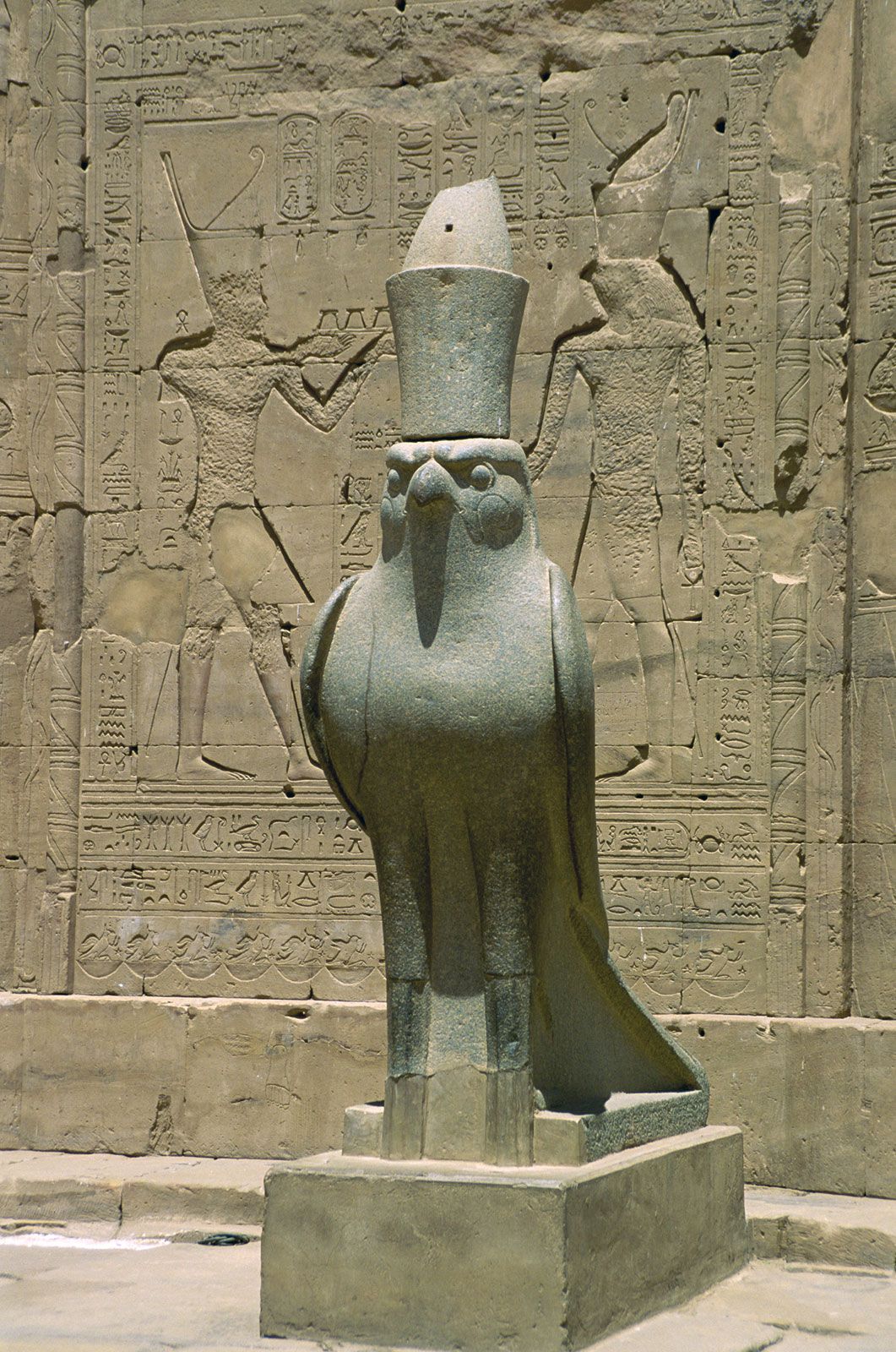 Хорус: бог неба в Древнем Египте