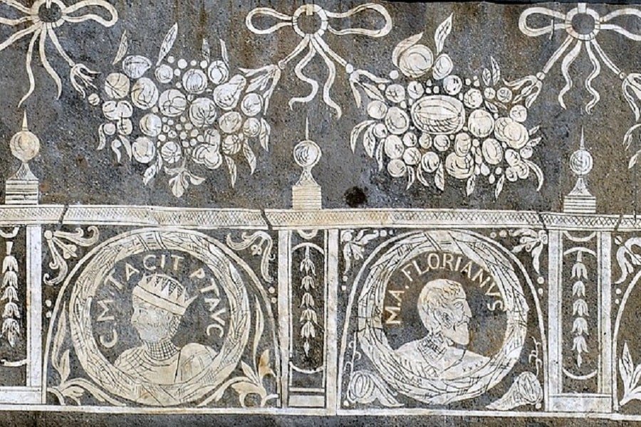 क्रम में रोमन सम्राट: सीज़र से रोम के पतन तक की पूरी सूची